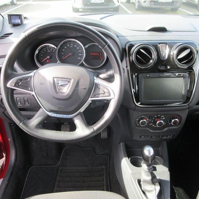 Dacia Lodgy TCe 130 GPF Stepway Plus