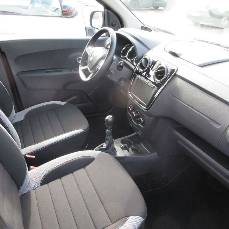 Dacia Lodgy TCe 130 GPF Stepway Plus